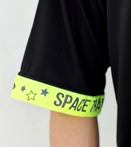 เสื้อผู้ชายพิมพ์ลายกราฟิกตามสั่ง แบบซับลิเมชั่น ทอผ้าถัก สไตล์ไฮสตรีท เป็นมิตรกับสิ่งแวดล้อม วินเทจ ลุคย้อนยุค ฟอกสีแบบแอซิดวอช ทรงโอเวอร์ไซส์ - Product Image 3
