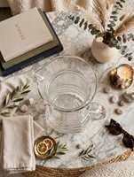 Carafe à boisson en verre transparent avec couvercle, design moderne, capacité de 1,8 L, carafe à eau écologique pour cadeaux d'affaires et fêtes