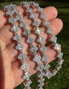 Collar de Trébol de Cuatro Hojas de Plata S925 de Alta Calidad con Diamantes Moissanite VVS1 Color D de 6mm y Cadena Cubana, Joyería Hip Hop Personalizada - Product Image 2