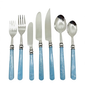 Juego de cubiertos de acero inoxidable Chapado en titanio ecológico de estilo moderno con mango de incrustaciones de hueso y placas de metal para regalos - Product Image 3