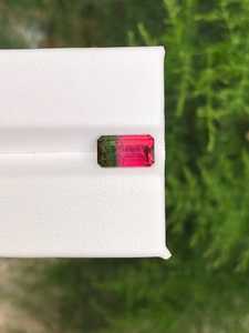 Pierre précieuse naturelle de tourmaline rouge certifiée IGI, taille octogonale, effet optique léger, pierre brute, Rajasthan Zubeda Gems pour bijoux - Product Image 2