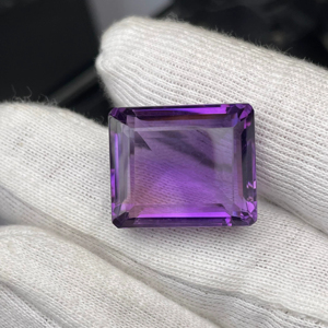 Ametista natural tallada en forma de cojín, 36.97 quilates, tamaño grande, calidad AAA, con brillo y color agradable, corte y pulido perfectos a precio económico. - Product Image 4