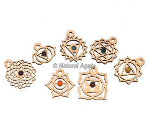รับจี้คริสตัลควอตซ์แกะสลักทันสมัย - Product Image 5