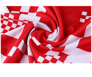 Uniforme de football personnalisé imprimé par sublimation avec couleurs et motifs personnalisés, 100% polyester, vêtements de sport à séchage rapide, uniforme de football pour équipes - Product Image 6