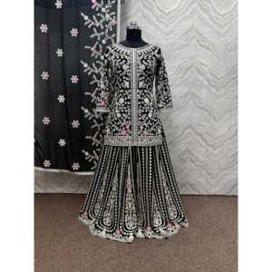 Garara et Dupatta fantaisie avec travail à la main en pierre, haut en taille 2XL - Product Image 3