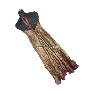 Nuevo fabricante y mayorista bohemio de ropa femenina, sari indio vintage de seda, vestido largo con cuello en V, elegante vestido de noche para damas. - Product Image 2