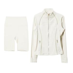 Conjunto de Yoga Premium para Mujer de Manga Larga con Cuello Alto y Pantalones Cortos Elásticos, Ropa Deportiva para Gimnasio - Product Image 2