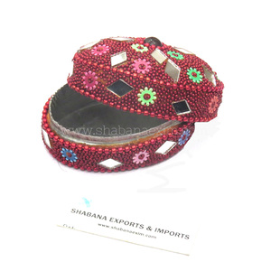 Beautiful Metal <b>Pill</b> Square <b>Box</b> Lac Glitter Beaded <b>Box</b> Portable Jewelry Packaging Easy to Manage Little Stuff Ornament Gift <b>Box</b> - Product Image 2