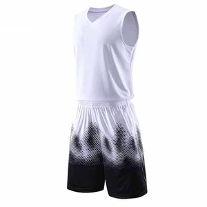 Tenue de Basketball Personnalisée Blanche et Noire pour Hommes – Ensemble Maillot Col V et Short Sublimé Demi-Tons – Kit de Vêtements de Sport Respirant pour Équipe - Product Image 5