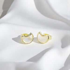 Pendientes de Plata de Ley 925 con Incrustaciones de Piedra Lunar Arcoíris Natural en Forma de Luna Creciente de 6x8 mm, Pendientes de Moda para Mujer - Product Image 1