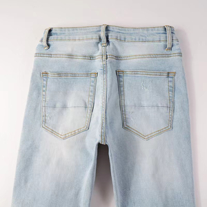 Vaqueros desgastados con parches personalizados, corte holgado y recto, estilo streetwear, efecto apilado, denim vintage lavado, Y2K, elásticos, hip hop - Product Image 2