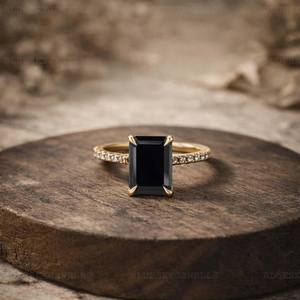 แหวนทองคำขาว 14k ชุบทองคำเหลือง ประดับพลอยออนิกซ์สีดำทรงเหลี่ยมมรกต สำหรับผู้หญิง - Product Image 2