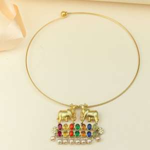 Pendentif en perles Nandi Navratan fait main, chaîne à maillons en acier inoxydable plaqué or, bijoux ethniques pour femmes, mode féminine - Product Image 1