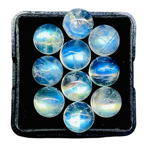 Piedra Lunar Natural de Corte Redondo Cabujón 7mm con Destello Azul, Lote de Gemas Sueltas a Precio Mayorista para Fabricación de Joyas - Product Image 4