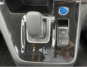 Nissan Serena 2021 Usado, Título Limpio, Perfecto Estado - Product Image 2