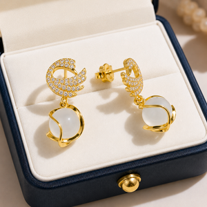 Pendientes de Lujo con Diseño de Espada Chapados en Oro con Perlas y Cristales, Joyería de Moda para Mujer, Regalo para Bodas y Fiestas - Product Image 4