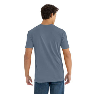 Camiseta Next Level N6210 Ligera de Algodón Personalizada, Corte Regular, Cuello Redondo, Manga Corta, Premium para Hombre - Product Image 2