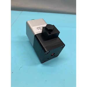 Vanne d'angle haute pression Varian L6281-301 NW16 A/O - Équipements et pièces semi-conductrices de renommée mondiale à saisir - Product Image 4