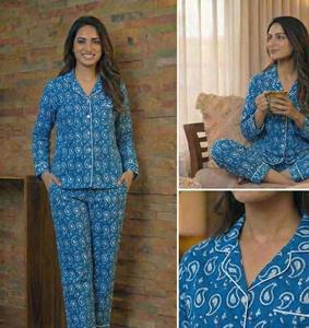 ชุดนอนผ้าฝ้ายทอเย็นสบายลายพิมพ์บล็อกด้วยมือจากเมืองชัยปุระ อินเดีย สำหรับผู้หญิง ขายส่งแบบสองชิ้น - Product Image 1