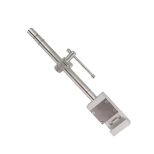 Sistema de Retractores Quirúrgicos con Abrazadera de Mesa, Poste Vertical y Soporte de Instrumentos de Acero Inoxidable para Quirófano y Cirugía por Dentavex - Product Image 4