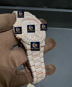 นาฬิกาข้อมือผู้ชาย Blue Moon Luxury Hip Hop Pass รุ่น Rose Gold Diamond Tester Iced Out Diamond Vvs Moissanite ระบบจักรกล - Product Image 2