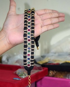 Collar de macramé con cordón negro hecho a mano, collar llamativo de diseñador para mujer, joyería de moda para mujer, joyería al por mayor. - Product Image 2