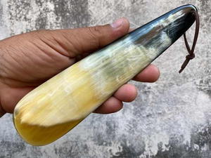 Venta al por mayor directa de fábrica: Cuerno de zapatos plano ecológico de búfalo natural con mango - Product Image 6