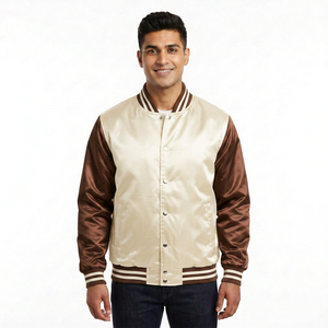 Blouson universitaire matelassé personnalisé en satin 250 GSM pour marques de vêtements – Vente en gros - Product Image 4