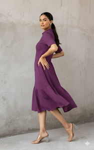 Robe chemise en lin et coton violet, longueur midi, manches courtes, col rabattu, boutonnée devant, décontractée, pour tous les jours - Product Image 5
