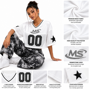 เสื้อฟุตบอลผ้าตาข่ายแบบสั่งทำพิเศษทรงหลวม คอวี แขนสั้น สไตล์สตรีทแวร์ ประดับคริสตัล ขายส่ง B2B - Product Image 4