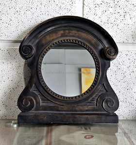 Espejo de Pared de Resina Estilo Moderno Indio para Espacios de Estar y Oficinas en Casa, Decoración de Bodas, Ligero y Hecho a Mano - Product Image 1