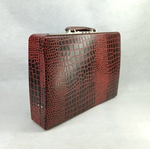 Porte-documents de luxe pour femme en cuir véritable imprimé crocodile, avec logo personnalisé, fabrication directe, avec serrures, poignée de voyage, coffret cadeau - Product Image 6