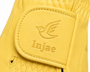 Gants de golf en cuir synthétique jaune personnalisés OEM, tendance, respirants, perforés, couleur pastel, fabricant de gants de golf pour hommes et femmes - Product Image 3