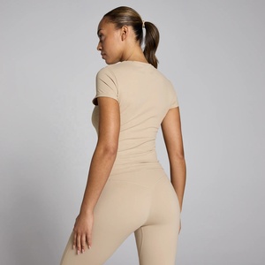 Hauts d'entraînement de yoga légers et sans couture pour femmes T-shirts de course athlétiques à manches courtes Chemises de yoga respirantes - Product Image 4