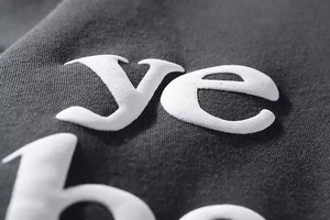 ผู้ผลิต OEM เสื้อฮู้ดดี้ผ้าฟลีซทรงใหญ่ปักลายแบบหนาสำหรับผู้ชาย - Product Image 5