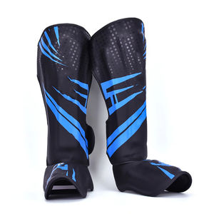 Protector de espinilla de microfibra negro con logo personalizado, económico, para Muay Thai, para protección en kickboxing y boxeo. - Product Image 4