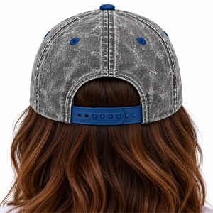 Casquette Snapback Unisexe 6 Panneaux Blanc Bleu Logo Brodé Classique Visière Plate Design Moderne Personnalisé Voyage en Plein Air - Product Image 2