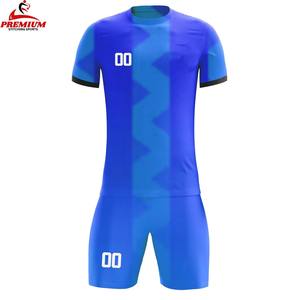 เสื้อฟุตบอลคุณภาพสูงแบบอัตโนมัติ ระบายอากาศได้ดี สำหรับทุกเพศ พิมพ์ลายแบบซับลิเมชั่นตามสั่ง พร้อมออกแบบโลโก้ - Product Image 3