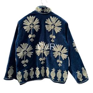 Veste en velours pour femmes grandes tailles, col mandarin, manches longues, motif floral brodé à la main, vêtements d'extérieur d'automne - Product Image 2