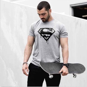 T-shirt personnalisé en polyester pour homme, col montant, manches courtes, uni, impression de logo personnalisé, ODM, marque privée, vêtements décontractés et tendance - Product Image 3