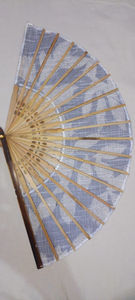 Nouveau ventilateur pliant en bambou sculpté avec logo personnalisé, idéal pour les mariages, importé d'Inde, disponible en gros - Product Image 5