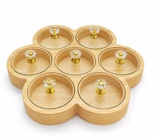 กล่องเครื่องเทศไม้ทรงสี่เหลี่ยม ดีไซน์พิเศษ 7 ช่อง พร้อมช้อน  ทำความสะอาดด้วยการล้างมือเท่านั้น กล่องใส่เครื่องเทศสำหรับครัว ทนทาน เป็นมิตรกับสิ่งแวดล้อม ป้องกันการรั่วซึม - Product Image 3