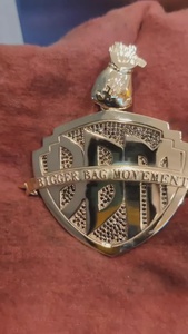 จี้เพชรโมอิสซาไนต์ VVS แบบสั่งทำพิเศษ ตัวอักษรเริ่มต้นตามต้องการ สไตล์ฮิปฮอปสุดหรู เงินแท้ 925 ชุบทอง ได้รับการรับรองจาก GCI IDGL ผ่านการทดสอบเพชร - Product Image 3