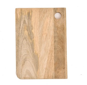 Planche à découper rustique en bois de manguier pour la cuisine, finition naturelle, durable, surface écologique, trou de suspension, compatible lave-vaisselle - Product Image 4