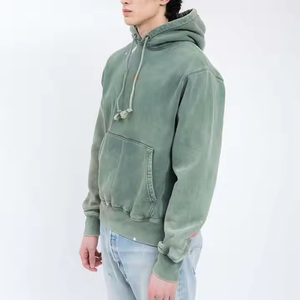 Sweat à capuche homme personnalisé avec logo, 100 % coton, coupe oversize, imprimé vintage effet délavé, cordon de serrage réglable, pull à capuche pour homme - Product Image 4