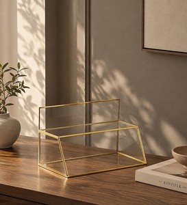 Boîte à bijoux classique en métal et verre, conteneur de rangement décoratif pour souvenirs, organisateur de bibelots transparent avec couvercle à charnière - Product Image 1