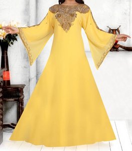 Abaya Modesta Amarilla Bordada con Cuello Redondo y Manga Larga, Largo hasta el Tobillo, para Mujer, Estilo Oriente Medio, para Fiestas Nocturnas, de Poliéster, Corte Regular - Product Image 1