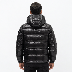 Chaqueta Acolchada con Capucha para Hombre, Negra, Cortavientos, Transpirable, con Cierre de Cremallera, Largo Regular, Color Sólido, Relleno de Poliéster - Product Image 3