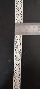 Encaje Crosiya de calidad de exportación disponible en múltiples colores y anchos personalizados, producto de lujo. - Product Image 2