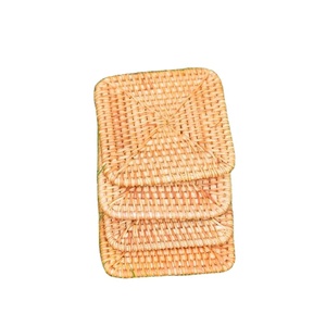 Sous-verres carrés modernes faits à la main en corne/MDF, tapis de tasse tissés écologiques, absorbants et résistants à la chaleur pour café et cuisine - Product Image 3